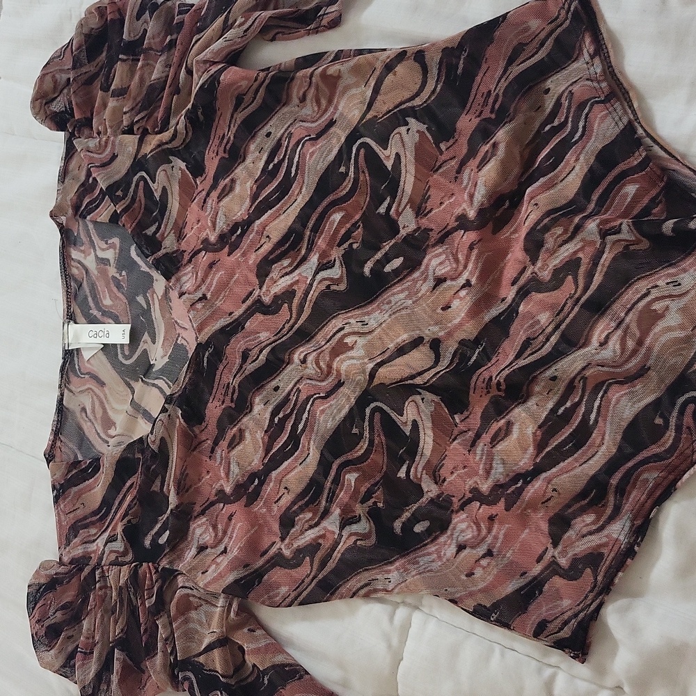 Mesh Abstract Patterned Bodysuit - Picture 2 of 3